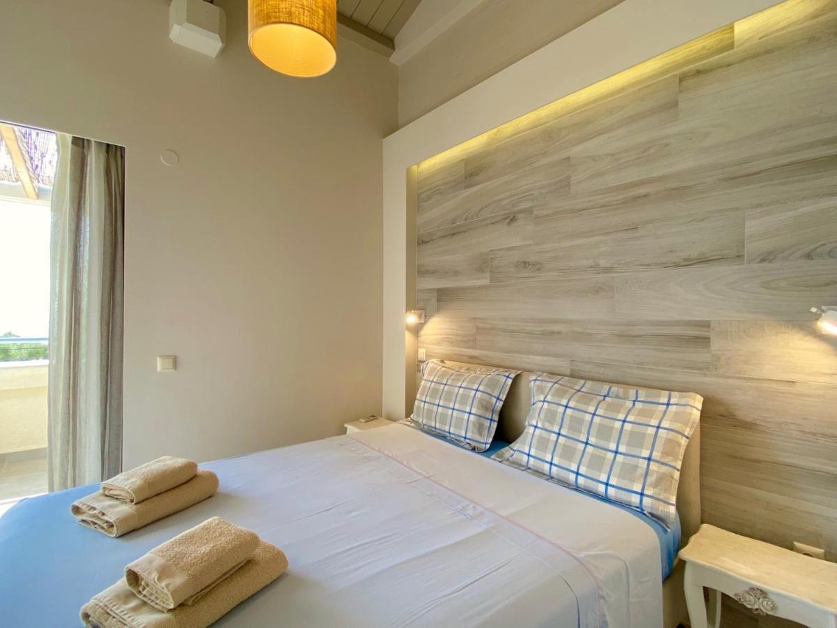 Barbati Beach Minivillas With Pool By Dadovillas Bagian luar foto