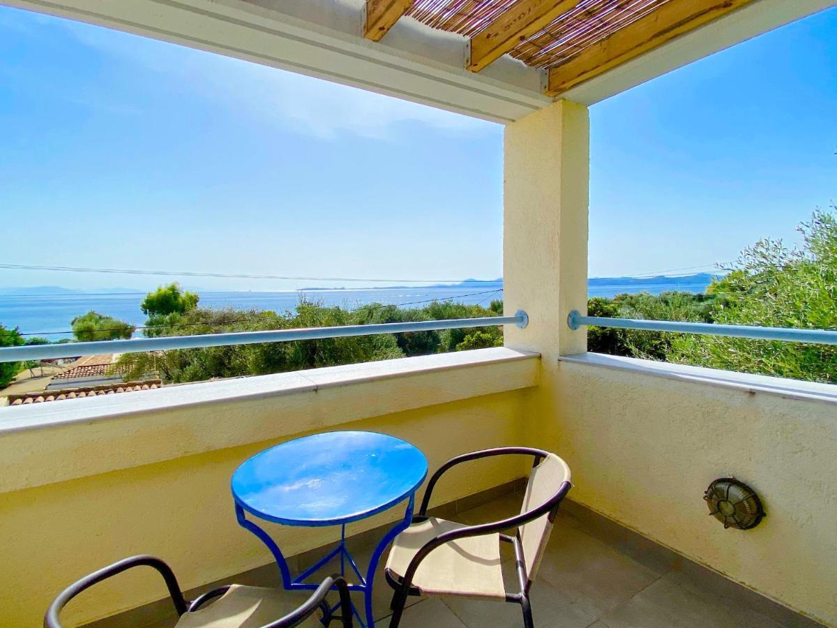 Barbati Beach Minivillas With Pool By Dadovillas Bagian luar foto