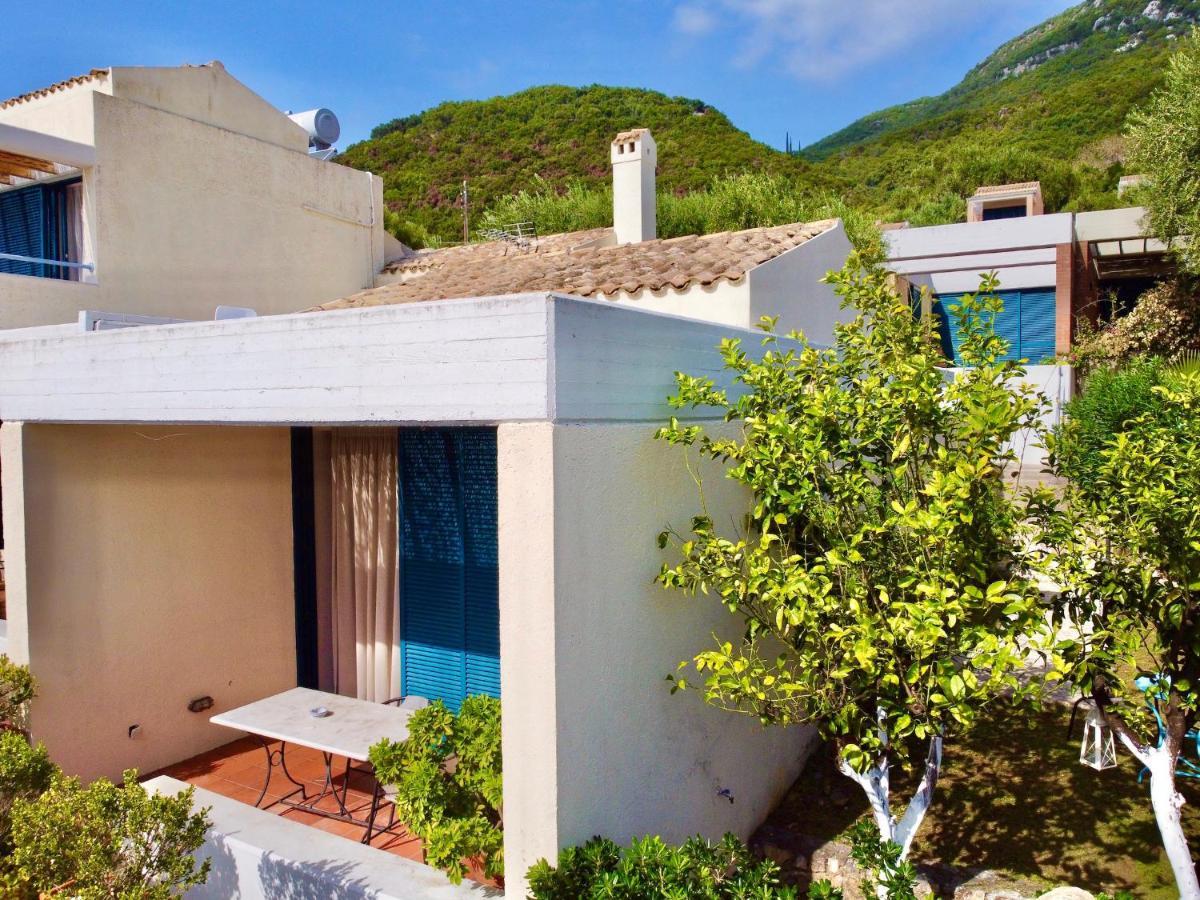Barbati Beach Minivillas With Pool By Dadovillas Bagian luar foto