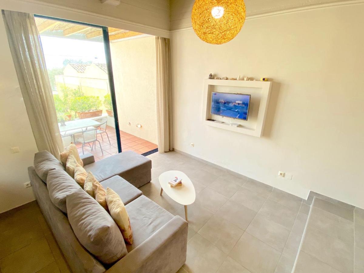 Barbati Beach Minivillas With Pool By Dadovillas Bagian luar foto